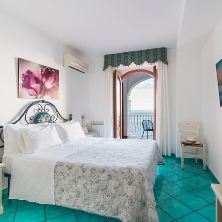 Hotel Il Gabbiano Позітано Екстер'єр фото