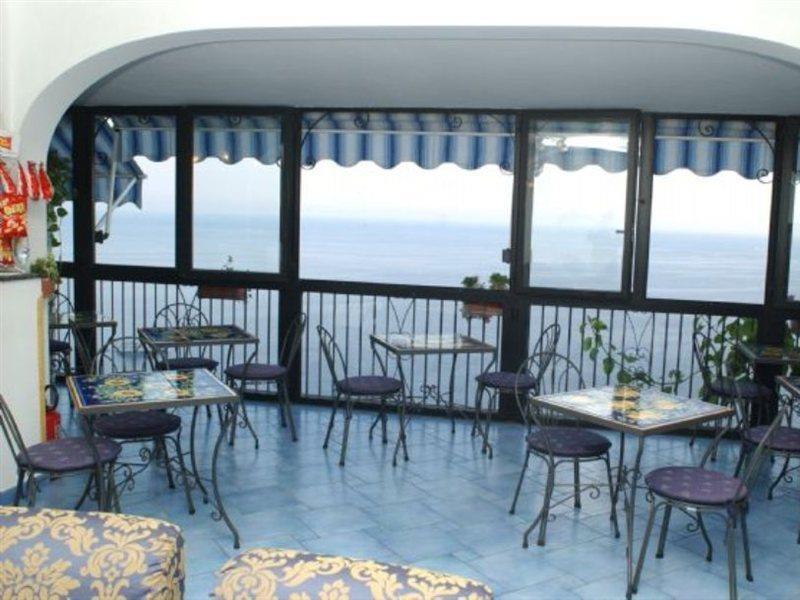 Hotel Il Gabbiano Позітано Екстер'єр фото